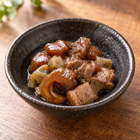 銘品)牛すじぼっかけ：雰囲気と断面