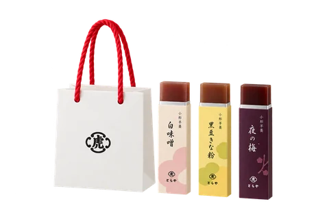 ギフト袋 小形羊羹3本入（白味噌・黒豆黄粉・夜の梅）：包装