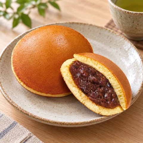 森幸四郎のどらやき 小豆：雰囲気と断面